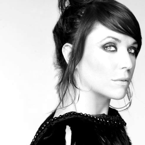 Profile Image: Suzie McNeil