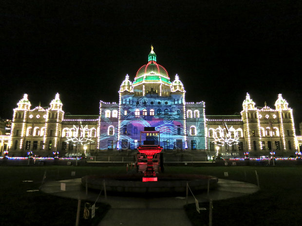 Parliament Building Projections NYE2017 by 
Luke Ramsey, Interarts