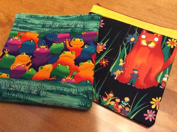 Novelty Pouch Zippered by 
Della Cronkrite