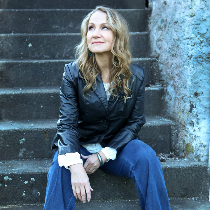 Profile Image: Joan Osborne