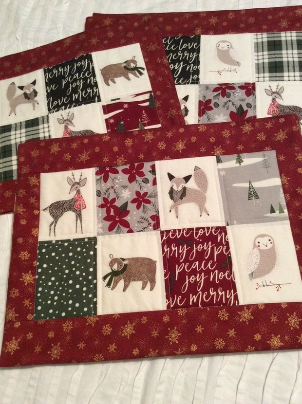 Placemats - Forest Animal (4) by 
Della Cronkrite