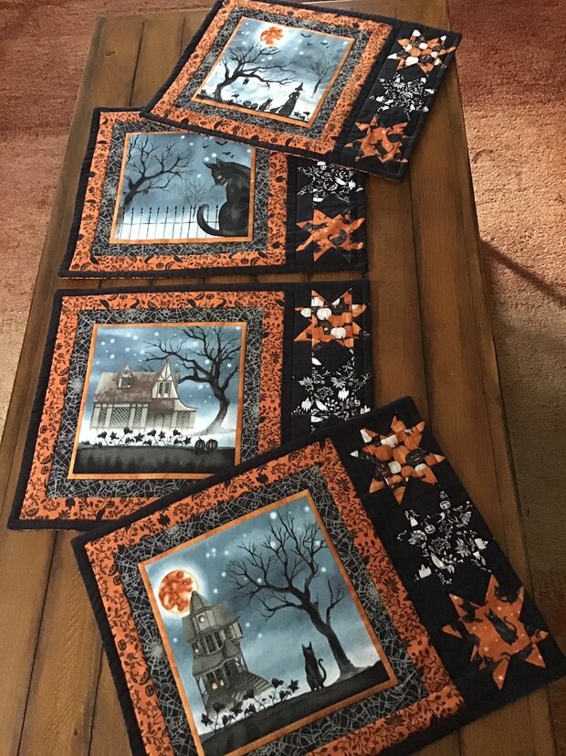 Harvest Moon Placemats by 
Della Cronkrite