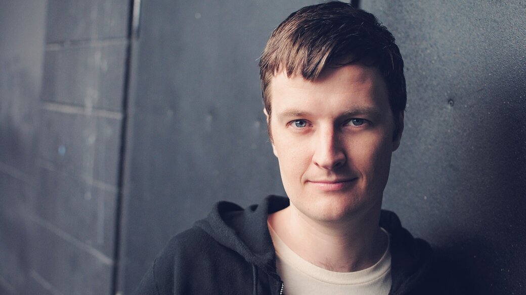 Profile Image: adam veenendaal
 "Adam Vee"