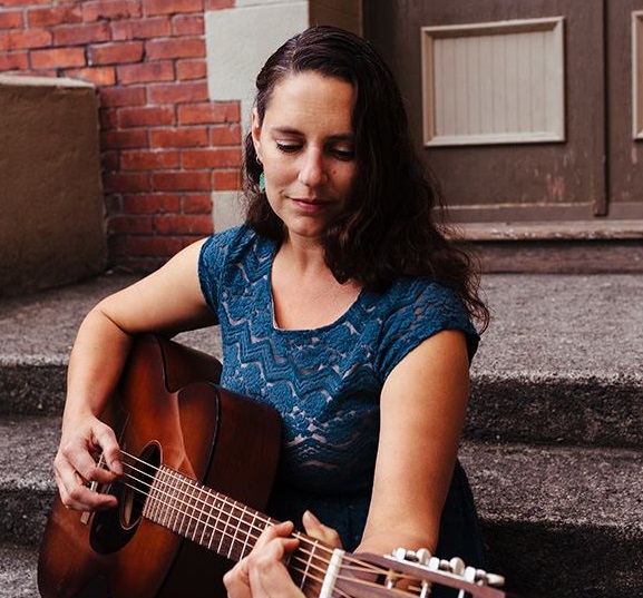 Profile Image: Genevieve Charbonneau
