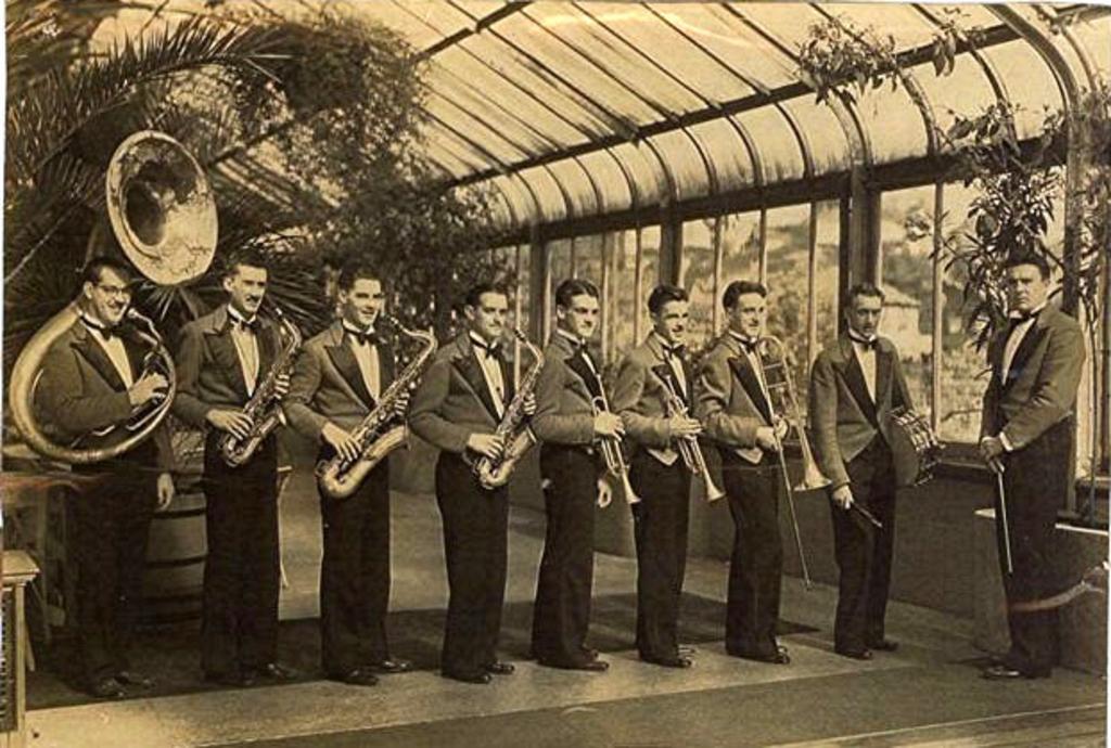 Profile Image: Reg Wood Orchestra
