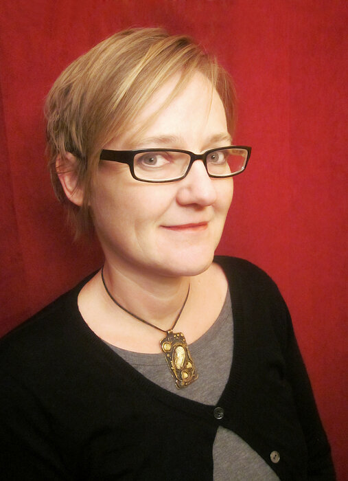 Profile Image: Yvonne Blomer 