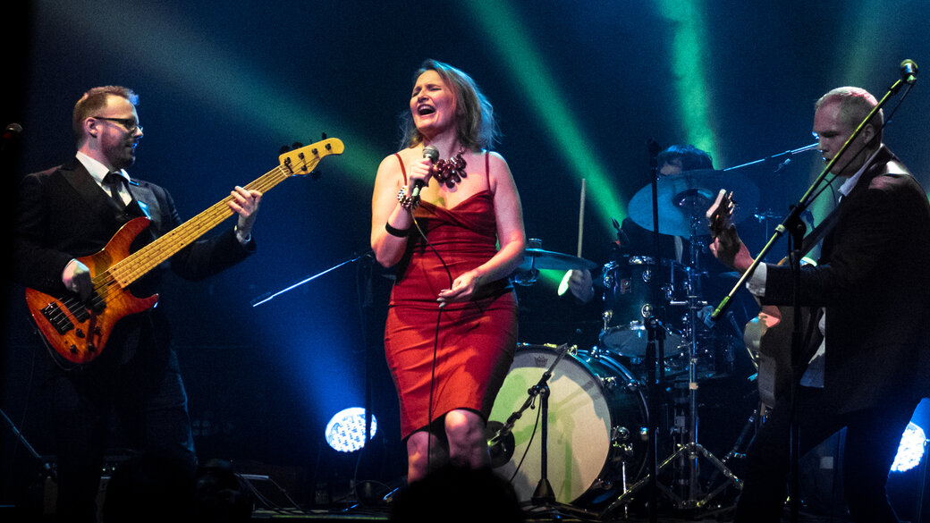Profile Image: Cass King & the Cassettes