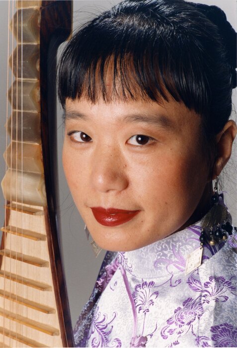 Profile Image: Qiu Xia He
 "Qiu Xia He 何秋霞"