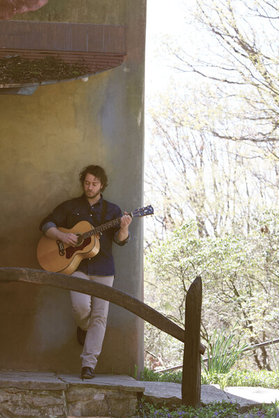 Profile Image: Amos Lee