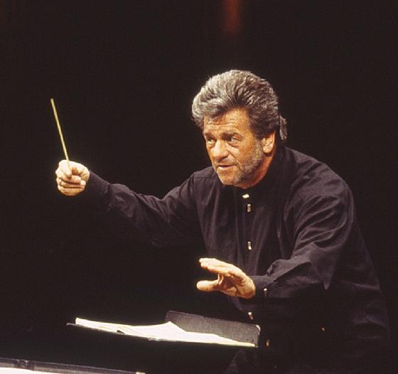 Victoria Symphony @ Cowichan Performing Arts Centre Jan 17 2015 - Jun 12th @ Cowichan Performing Arts Centre