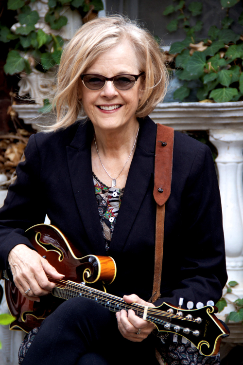 Shari Ulrich and her 5 Piece Band: Shari Ulrich @ Blue Frog Studios Jun 22 2019 - May 5th @ Blue Frog Studios
