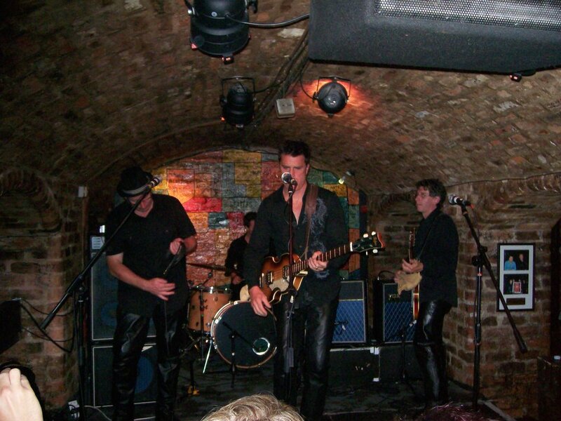 The Sutcliffes @ The Clubhouse Jun 16 2010 - Jun 4th @ The Clubhouse