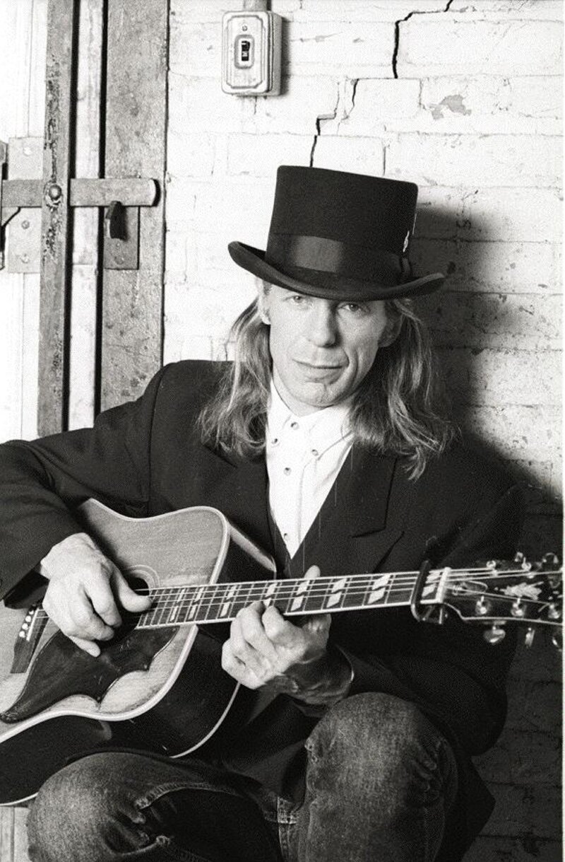 JUNO Award Winner: Bill Bourne @ Sports View Lounge Nov 10 2017 - May 5th @ Sports View Lounge
