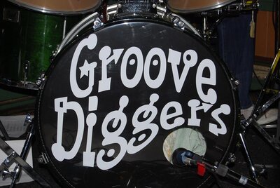 Groove Diggers @ Swans Brewpub Nov 9 2013 - Jun 8th @ Swans Brewpub