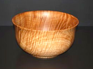 Window Displays: Ken Broadland, Robin Millan @ Imagine That! Artisans' Designs May 29 2016 - May 6th @ Imagine That! Artisans' Designs