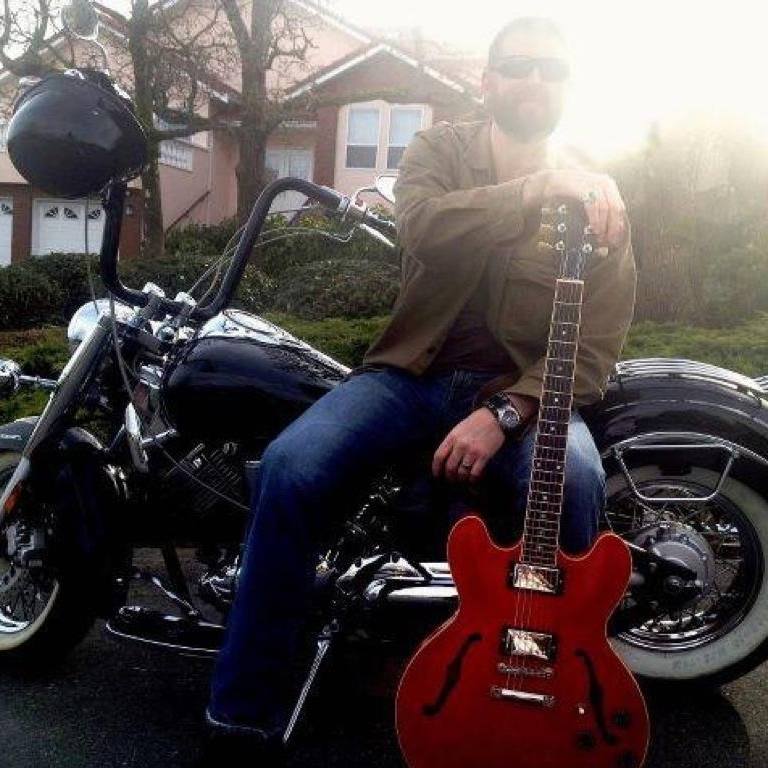 Rockin' Blues Night: Paul Black Band @ Bartholomew's Pub May 5 2018 - May 6th @ Bartholomew's Pub
