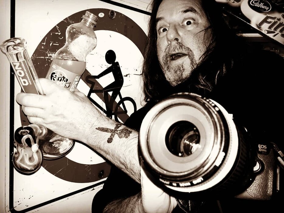 Profile Image: Bruce Dean
 "professional recreationalist"