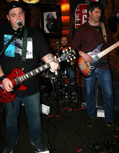 Pulse Radio @ The Cobblestone Pub May 10 2014 - May 8th @ The Cobblestone Pub