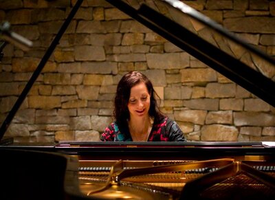 "A Sacred Beauty" Live: Lori-Ann Speed @ VSO School of Music (Pyatt Hall) Feb 1 2014 - May 7th @ VSO School of Music (Pyatt Hall)
