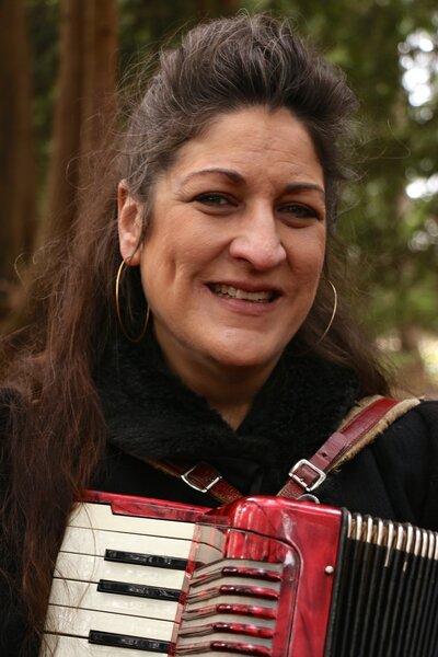 Profile Image: Sue Baines