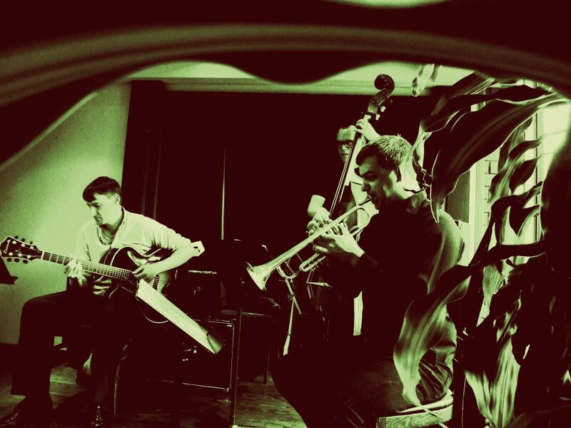 Eric Gallipo Trio @ Discovery Coffee Dec 4 2013 - May 16th @ Discovery Coffee