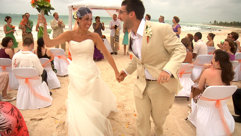 Collective Space Doc Night: 112 Weddings @  May 29 2019 - Jun 4th @ 