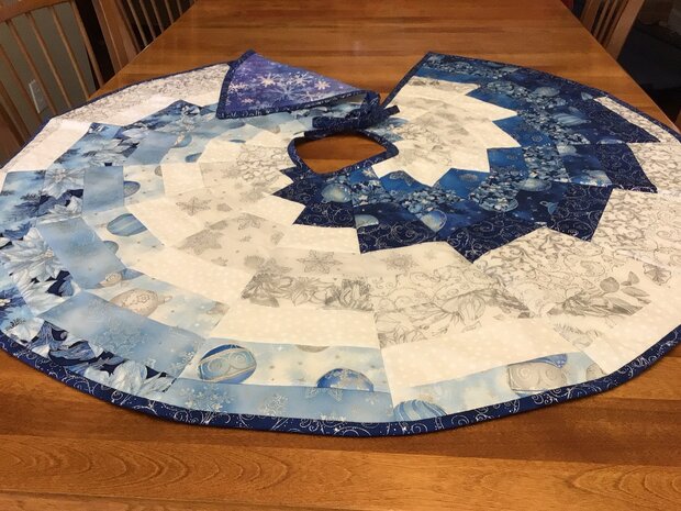 Bargello Blue Tree Skirt by 
Della Cronkrite