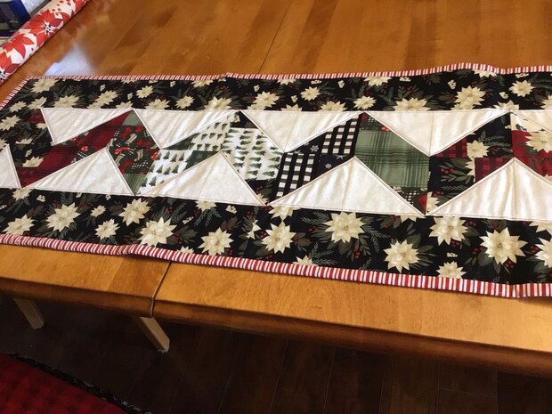 Chevron Runner (Holly Berry) by 
Della Cronkrite