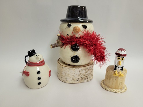 Holiday Traditions @ Imagine That! Artisans' Designs Nov 25 2022 - Jun 3rd @ Imagine That! Artisans' Designs