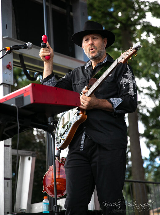 Profile Image: Darryl Hebert