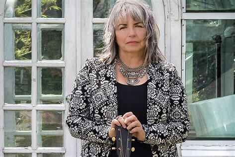Lynn Miles - Jun 6th @ Leopard Frog Farm