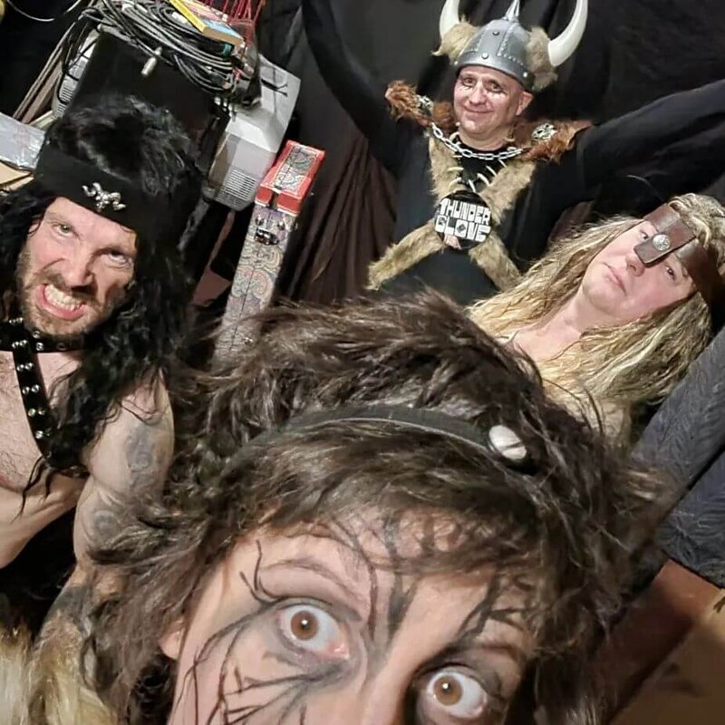 Thunder Glove, KaKaow, JukeBox County - Jun 9th @ Hotel Wolfe Island