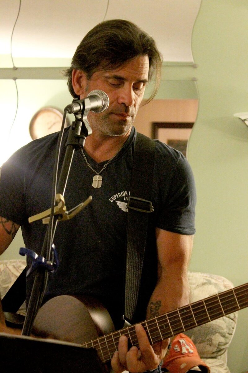 Kent Nicholson - May 27th @ The Club at the R.C.H.A.
