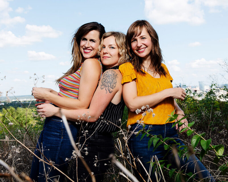 The Good Lovelies: Christmas Tour 2021 - May 11th @ CANCELLED