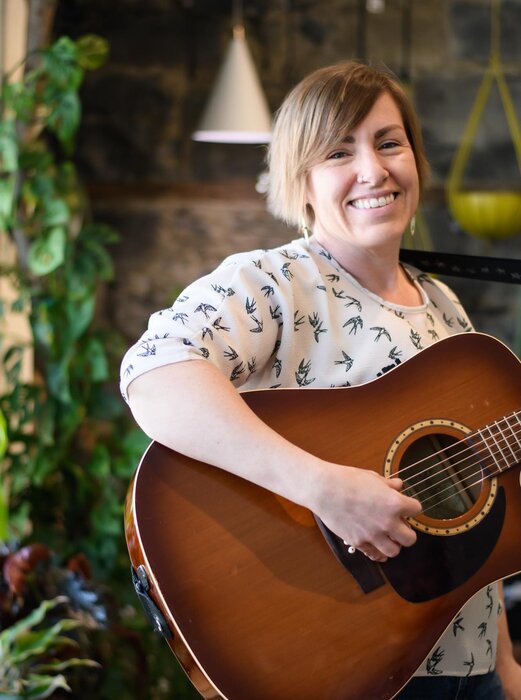 Profile Image: Jen Calder