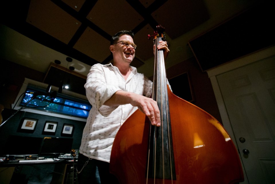 They Might Be Giants: Wynn Gogol writes book on songwriting