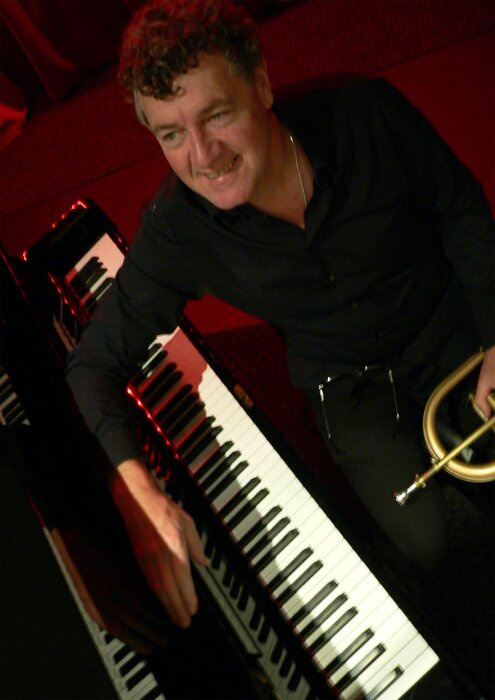Profile Image: Glenn Thomas