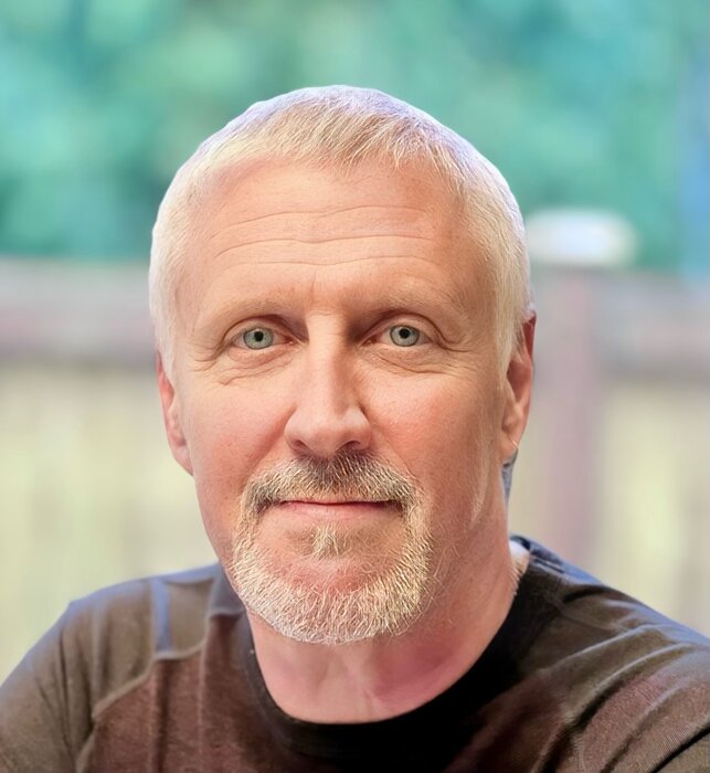 Profile Image: Les Weiss