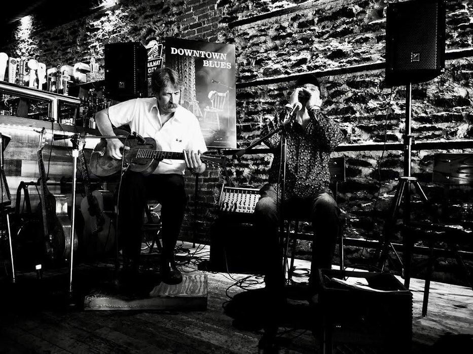 Profile Image: Tony Vani and Kenny Pauz&eacute;