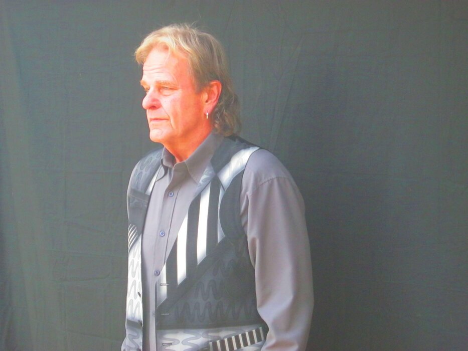 Profile Image: Gavin Dixon