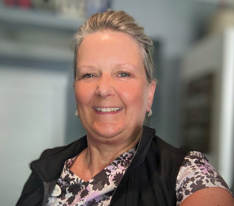 Profile Image: Caroyln Lucas