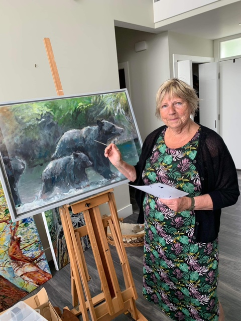 Profile Image: Jocelyn West