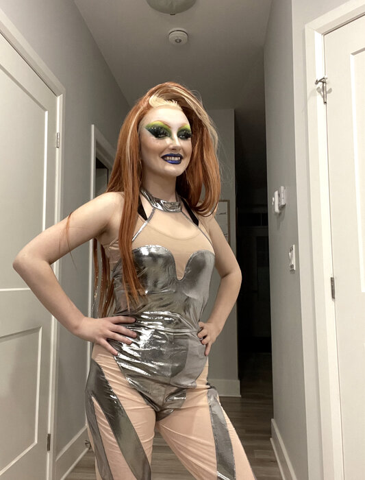 Profile Image: BeeWitched