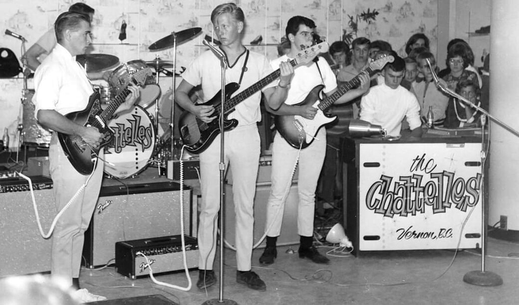 Profile Image: The Chattelles