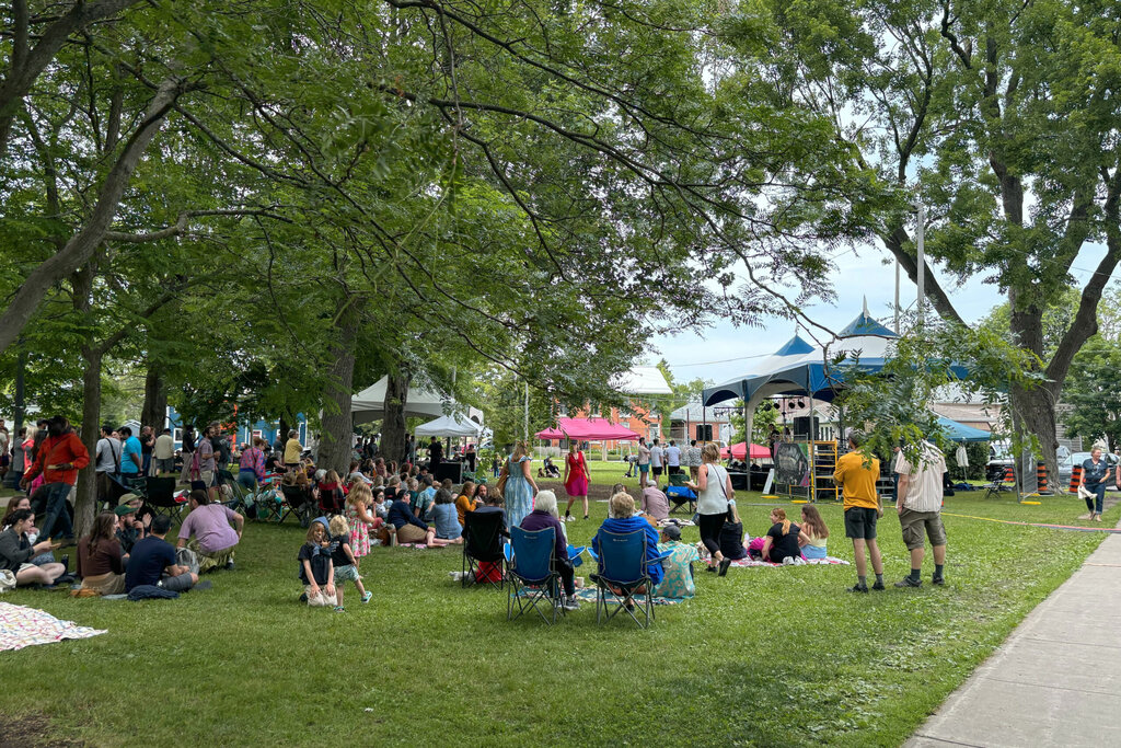 Rain or shine, Kingston’s Skeleton Park Arts Festival was a roaring success