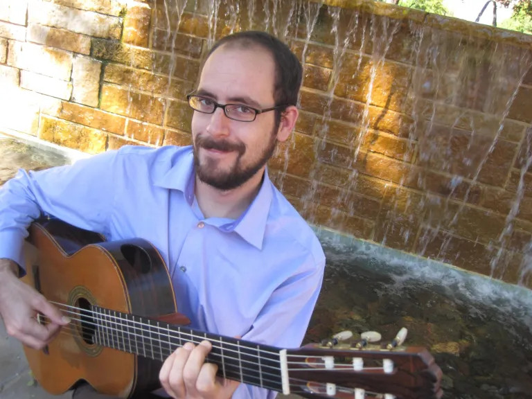 Victoria Guitar Society presents classical guitarist Stephen Lochbaum in concert @ Phillip T. Young Recital Hall (Uvic) - Aug 10, 2024