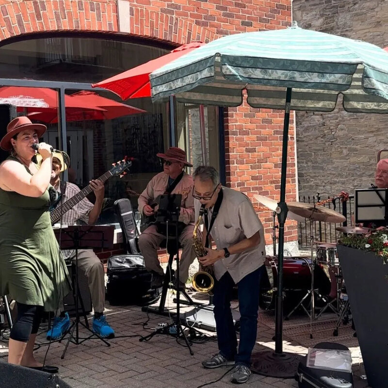 The Black Dog Allstars feat. Chantal Thompson - May 7th @ Black Dog Tavern