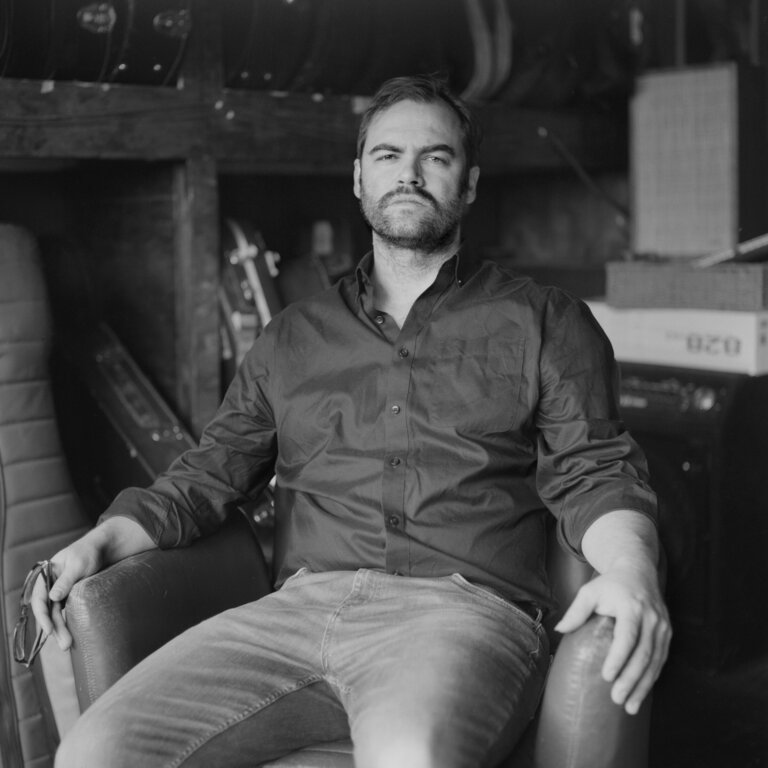 Mike O\'Brien shares his love of the Montreal music scene and acoustic folk