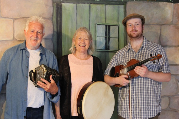 Sunday Night Folk - Jun 5th @ Sons of Norway