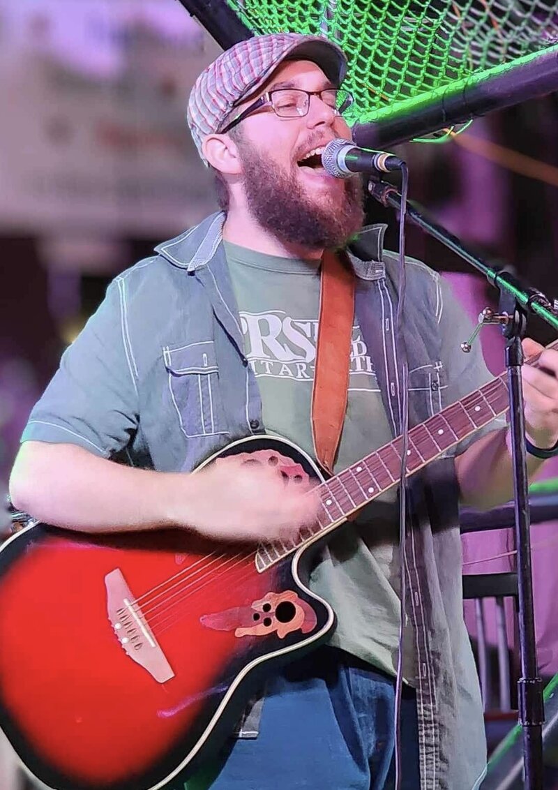 Open Mic with D-Shoots (David Shuter) - May 8th @ Spearhead Brewery